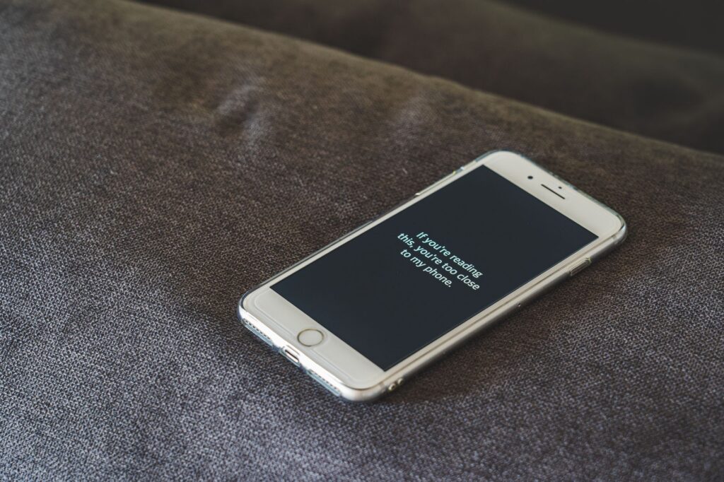 smartphone lock screen