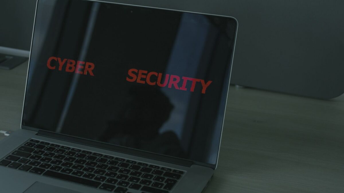 How to Turn Microsoft Defender Off or On in Windows 10 and 11 (and Why It Turns Back On)
