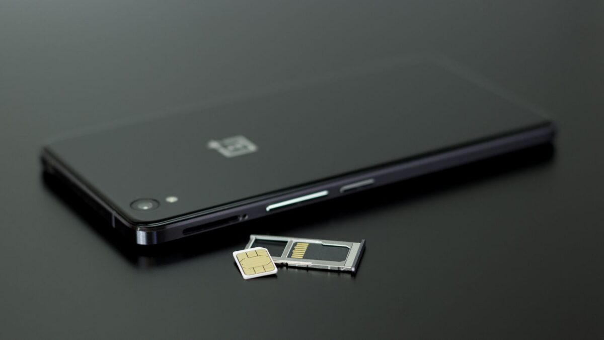 What Is an eSIM? How It Works, Which Phones Support It, and How to Switch
